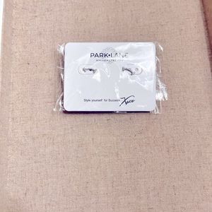 Park Lane Happy Stud earrings in Silver